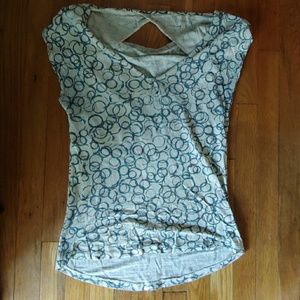 Deletta (Anthropologie) tee with v-neck